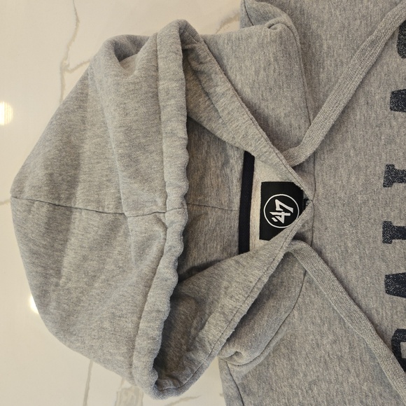 47 Gray Dallas Cowboys Hoodie - Picture 3 of 10